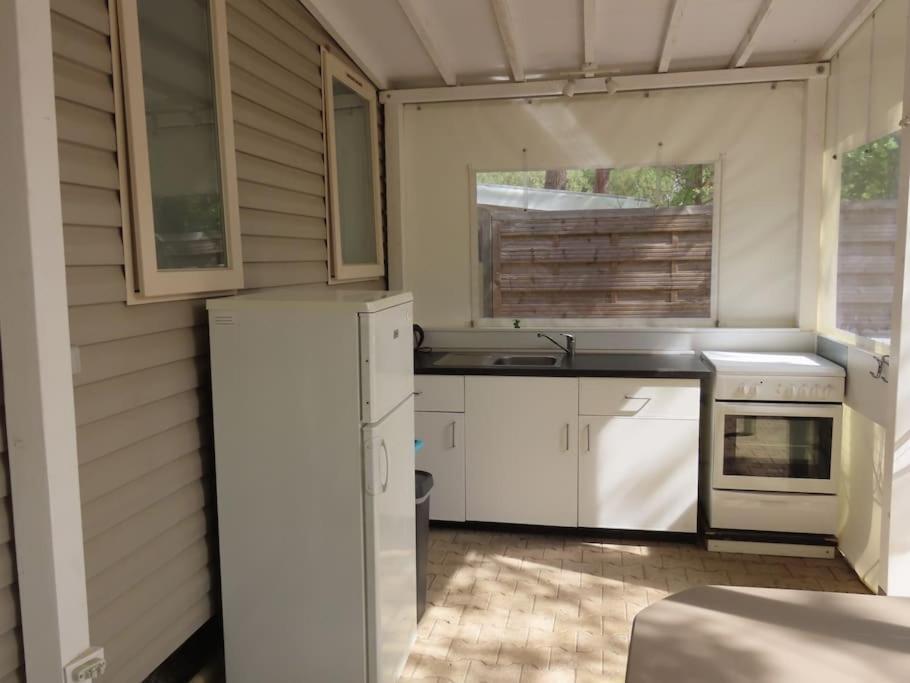 Mobile Home 6-Pers Camping Lei Suves-Cotes D'Azur-Including Airco Roquebrune-sur Argens Exteriör bild